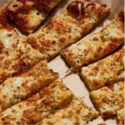 Cheesy Slingshot Garlic Bread